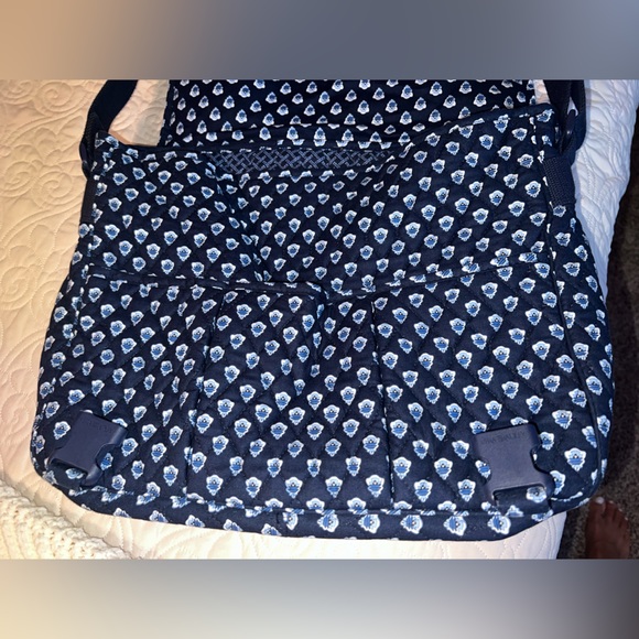 Vera Bradley Laptop computer Messenger Bag - Picture 2 of 3